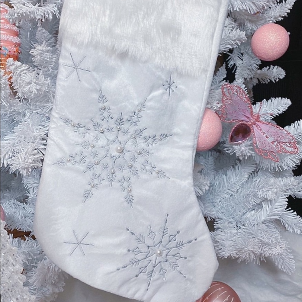 white pearl stocking